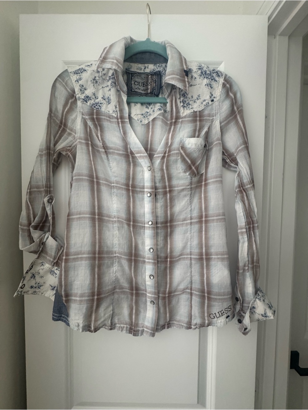 GUESS Women’s Plaid Button-Down Shirt in Cream and Brown